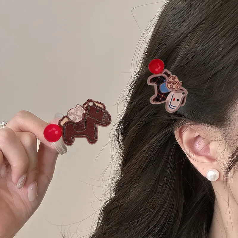 

2025 Trendy Kawaii Horse Hair Clips Brown Pony Barrettes with Red Ball Choice Hair Accessories Cute Daily Hairstyle Gifts