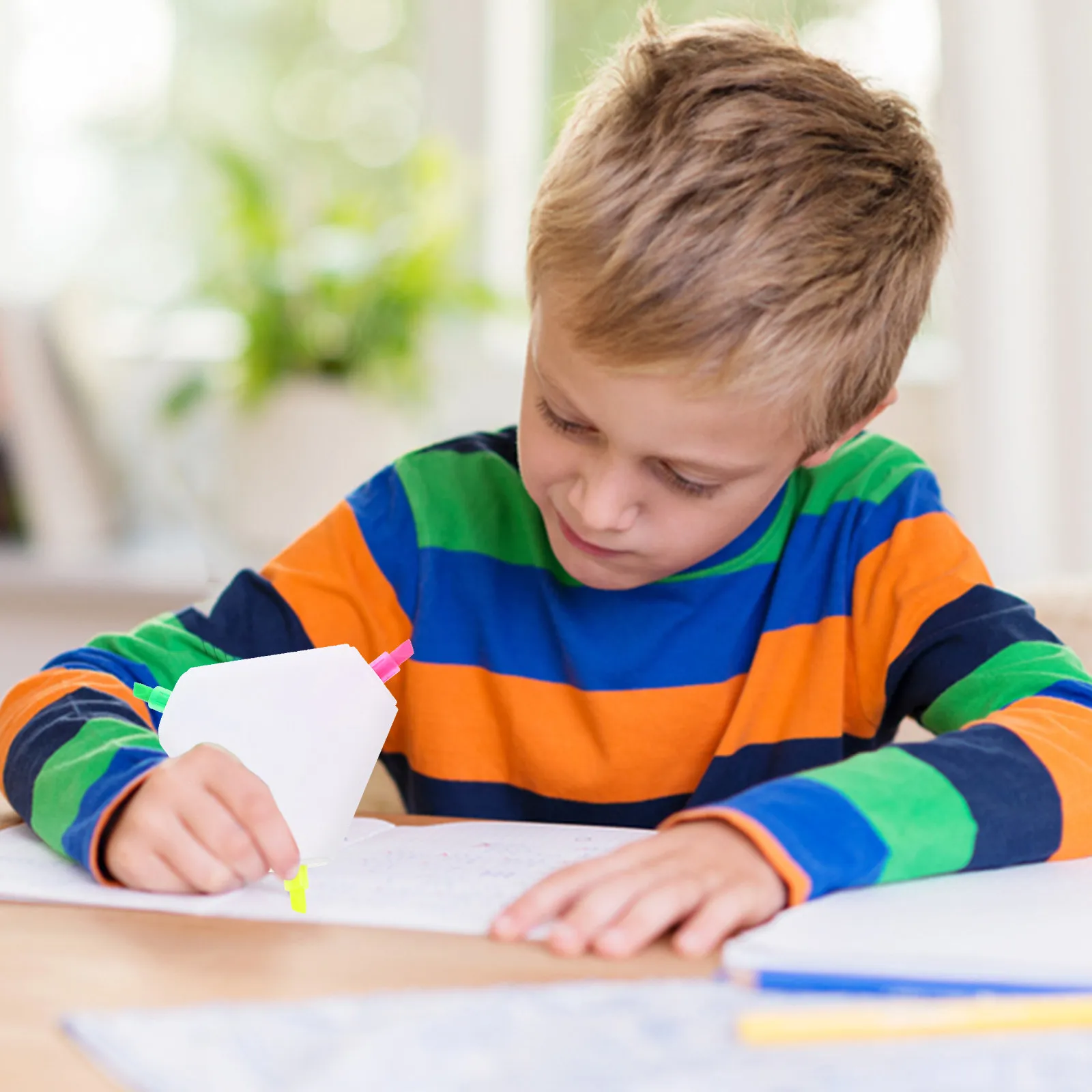 

Triangle Fluorescent Pen Set Multicolor Bright Highlighters for Students Adults Portable Flat Graffiti Markers