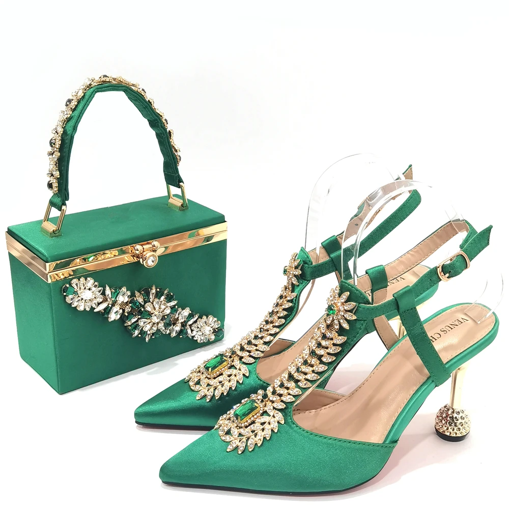 MATURE 2024 Italian Style Ladies Shoes And Bag Are Made of High-Quality Shiny Material Three-Dimensional Bag And Party Shoes