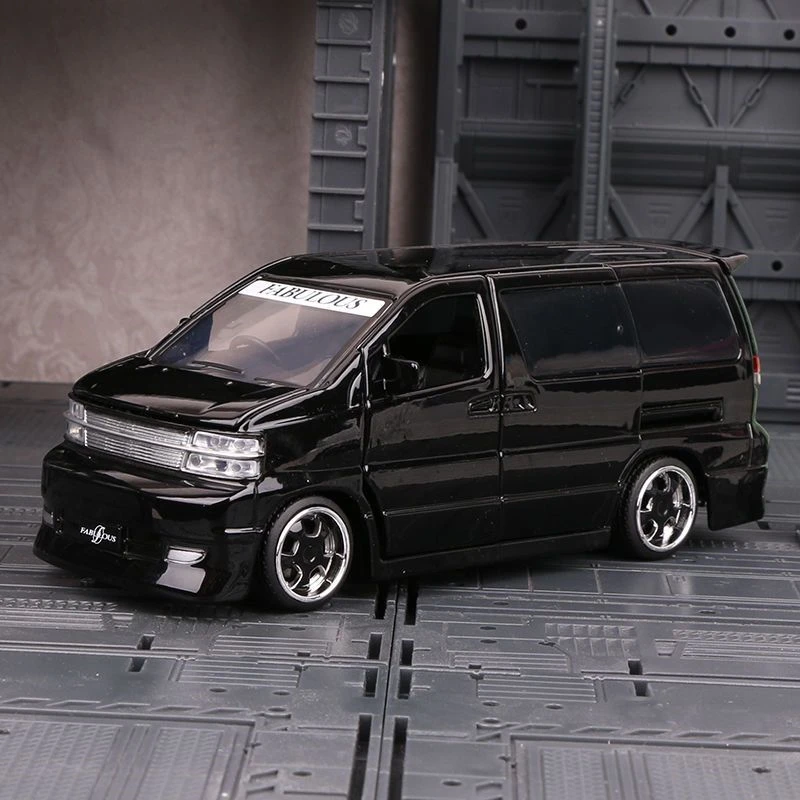 

1:32 Nissan Elgrand FABULOUS MPV Alloy Car Model Diecast Metal Vehicle Car Model Simulation Sound Light Collection Kids Toy Gift