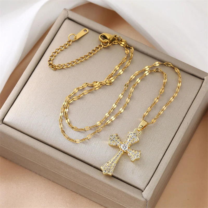 Wu\'s New Cross Clavicle Chain Retro Necklace Gift Jewelry Fashion Simple Pendant Holiday Decoration Clothing Accessories