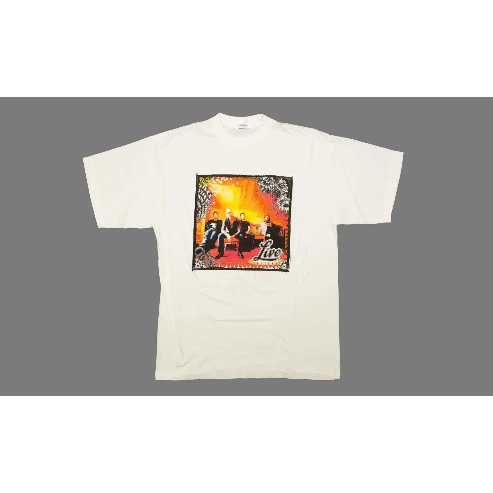 Vtg LIVE Band 'The Distance To Here' 2000 World Tour 1999 Giant tm Post Grunge Alt Rock White T Shirt Men's XL vintage Washed
