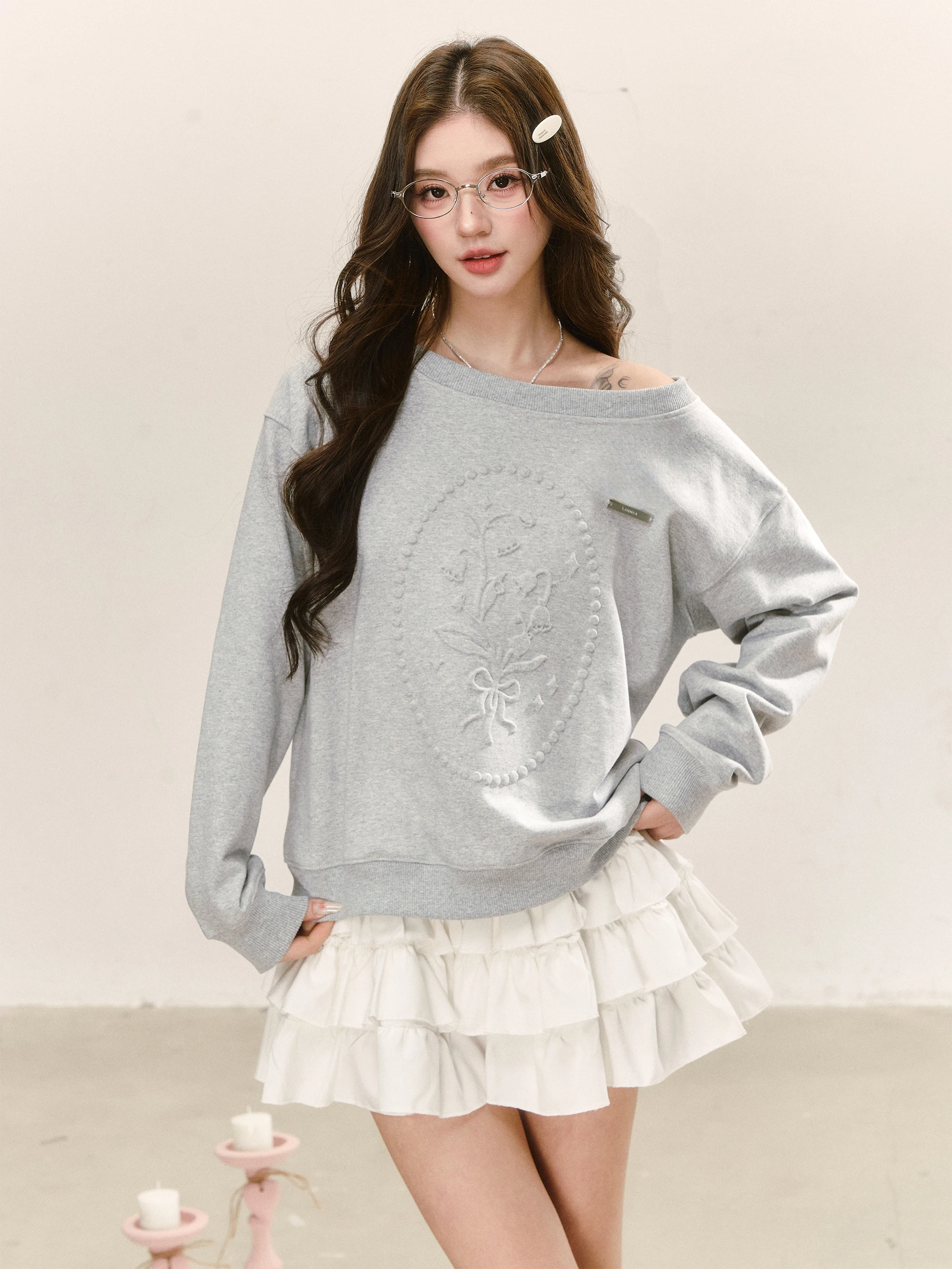 

Женская повседневная толстовка свободного кроя с длинными рукавами и графическим принтом Lennea, цветочный узор, вышивка