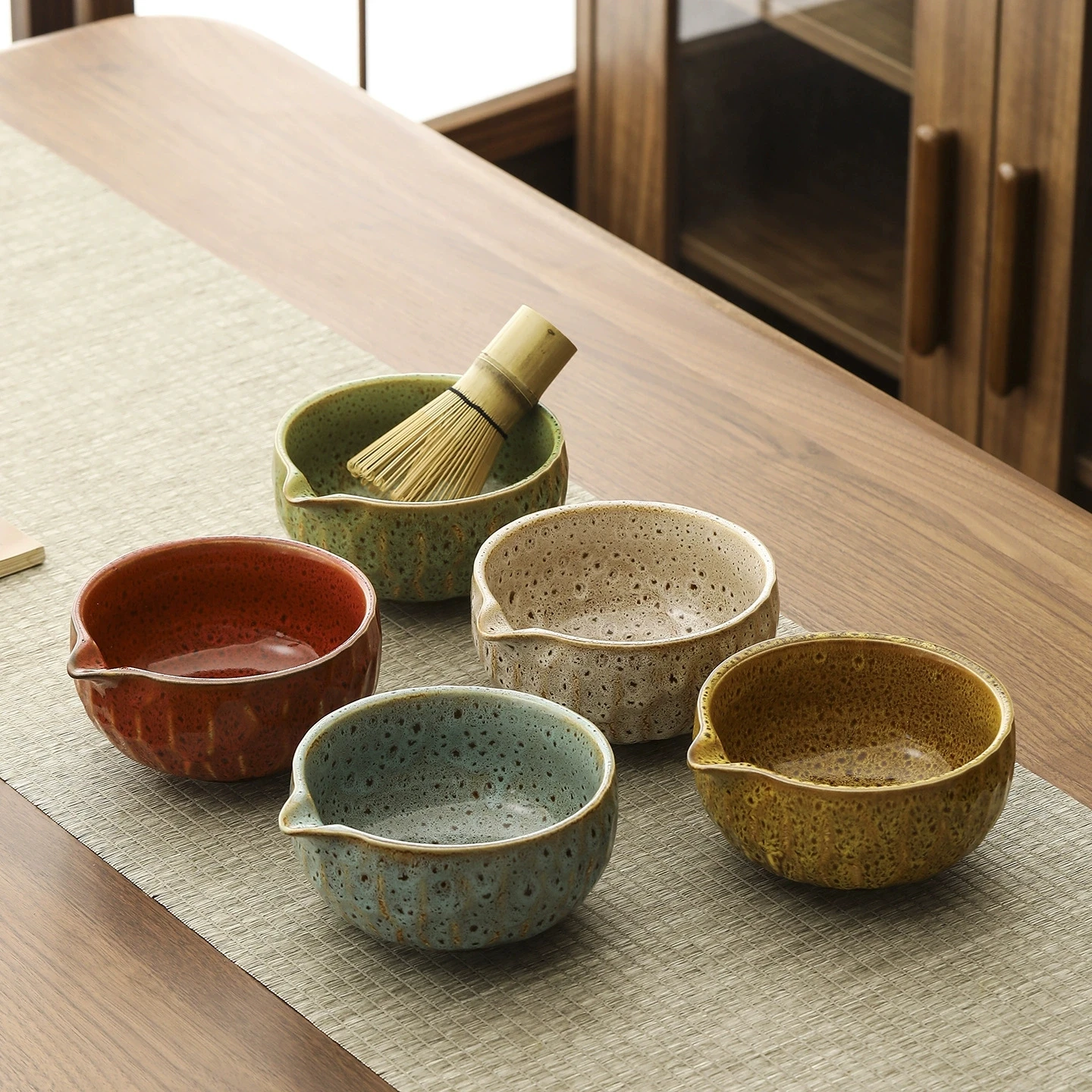 

1set of Japanese matcha set, including kiln transformation matcha bowl, whisk, Hyakubon stand, matcha blender, gift