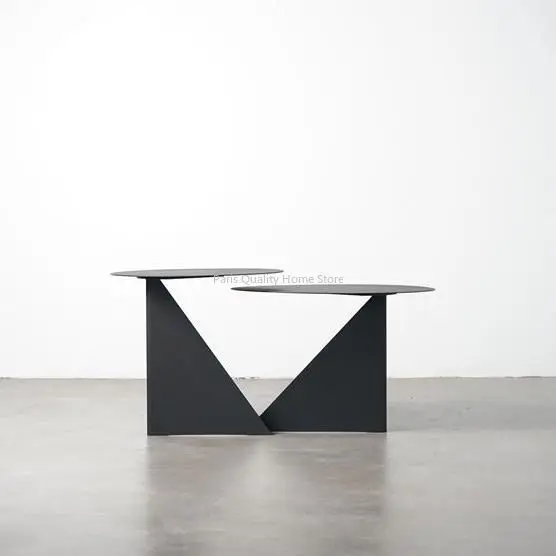 # Minimalist Tasarımcı Sehpası İskandinav Modern Basit Ev İçi Geometrik Metal Köşeler Birkaç Kenar Siyah