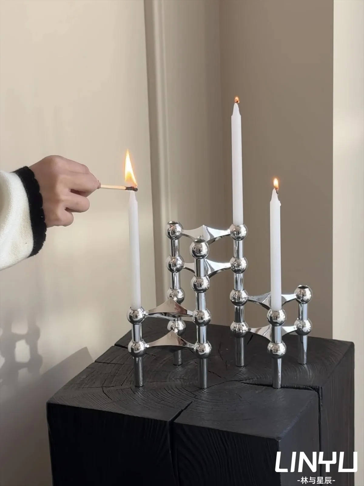 

Modern Simplicity Stainless Steel Triangular Candlestick The Nordic Hotel Living Room Desktop Artistic Decoration Candlestick