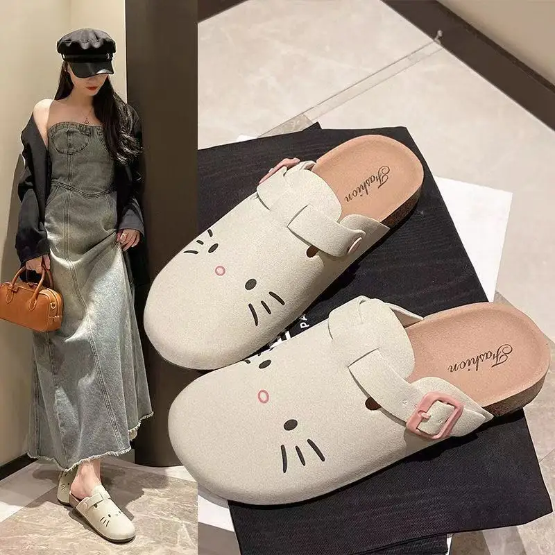 Scarpe Sanrio Hello Kitty Kawaii Birken Indossano nuove pantofole Scarpe Baotou con la suola spessa in regali di compleanno dei cartoni animati primaverili e autunnali
