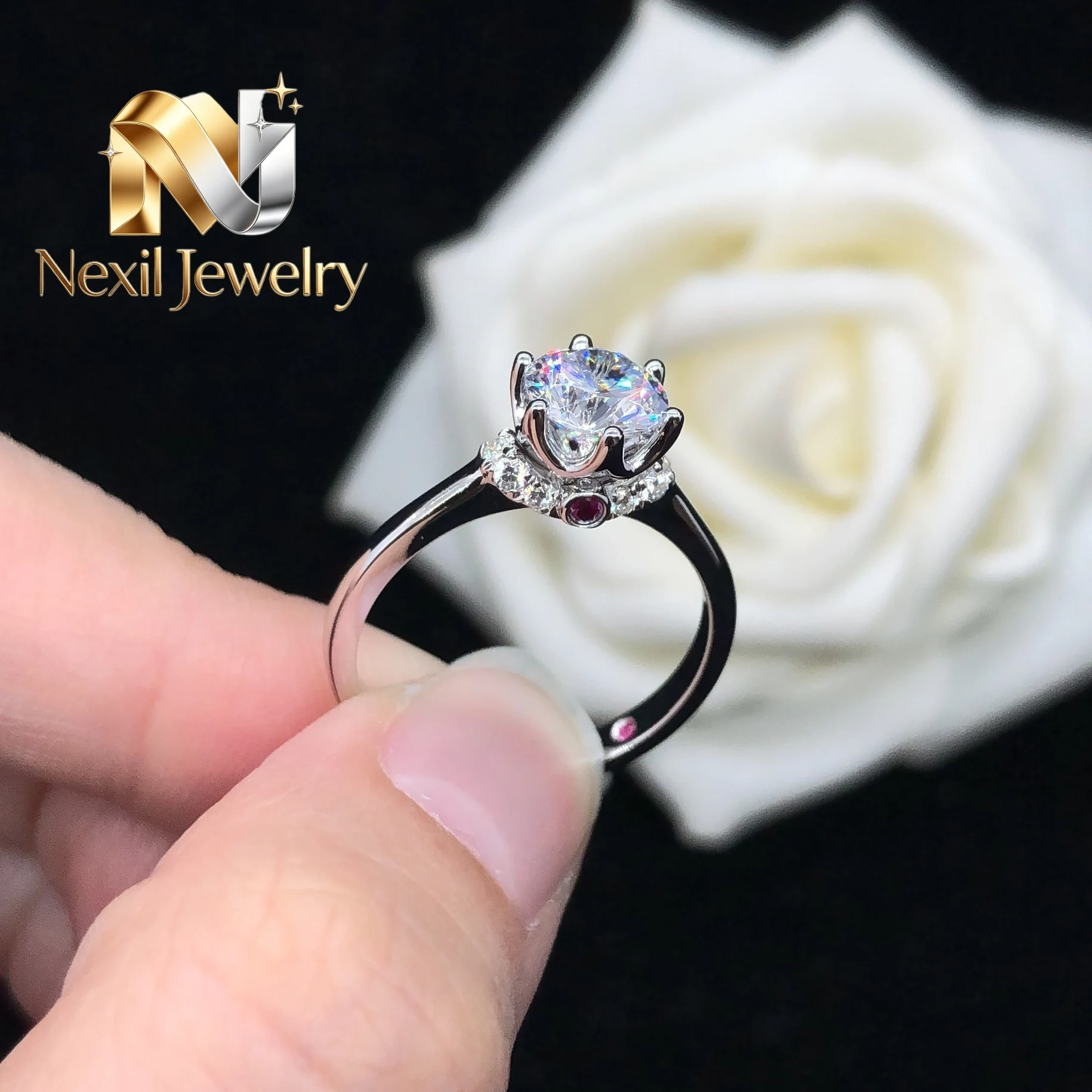 

Nexil Jewelry Genuine 0.5Ct 5.0mm D Color VVS1 Moissanite Engagement Ring AU585 14K White Gold Ring Wedding Jewelry