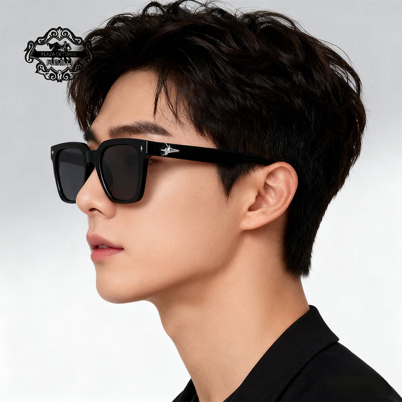 Classics Full Frame Anti-Uv Sunglasses for Men Cross Rivet Design Colored Lenses Goggles Female Square UV400 Sunglass