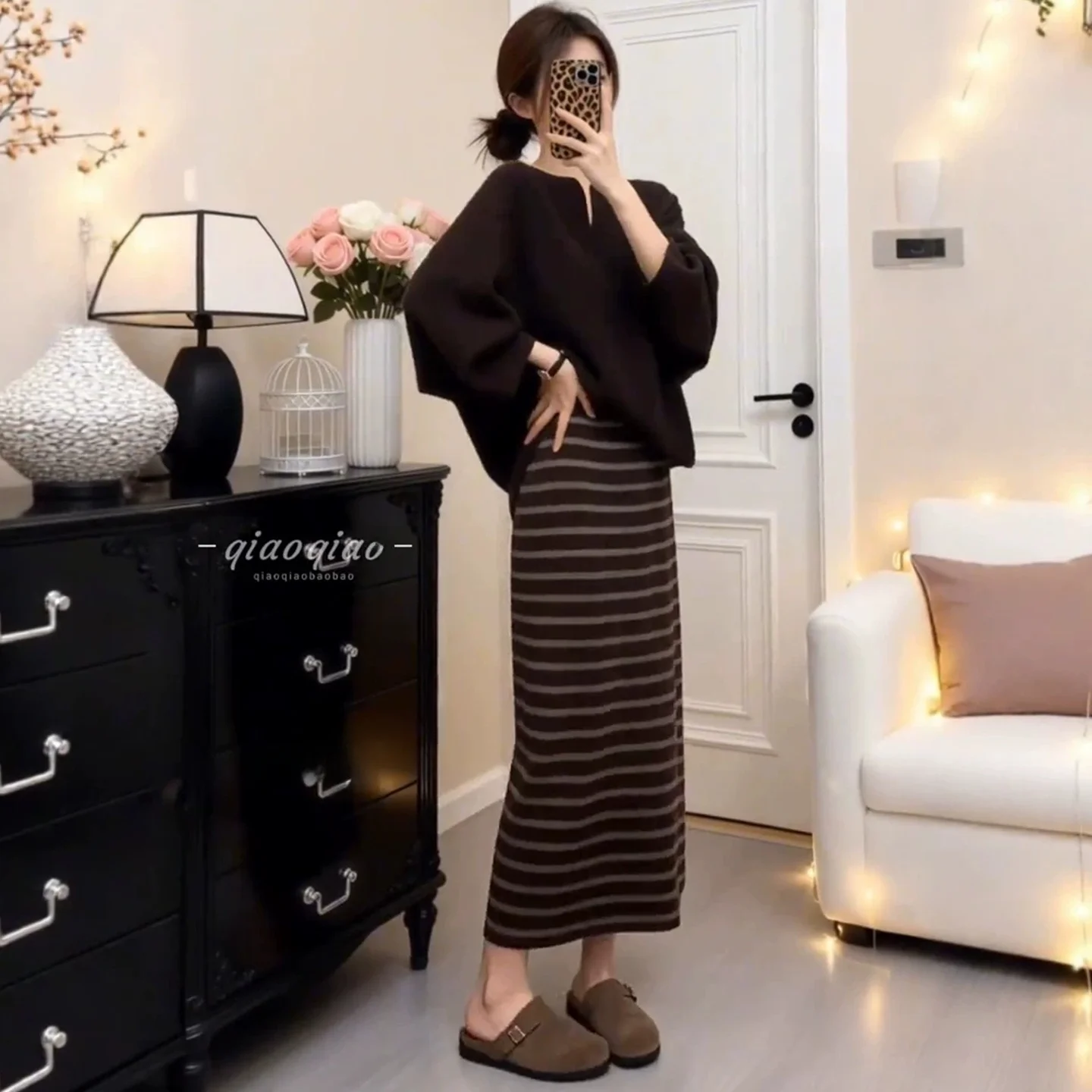 Retro V-Neck Knitwear Top Women's Loose Lazy Sweater Striped Half-Skirt 2026 Winter Fashion Two-Piece Set Casual Sportswear