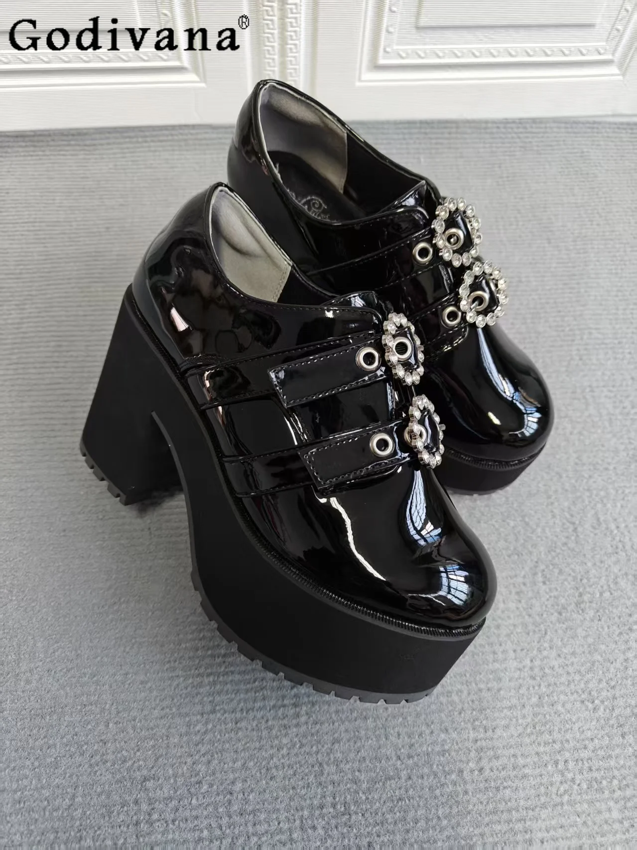 

College Style Japanese Original Sweet Girl Rhinestone Patent Leather High Heels Mine Thick Heel Thick Sole Mary Jane Single Shoe