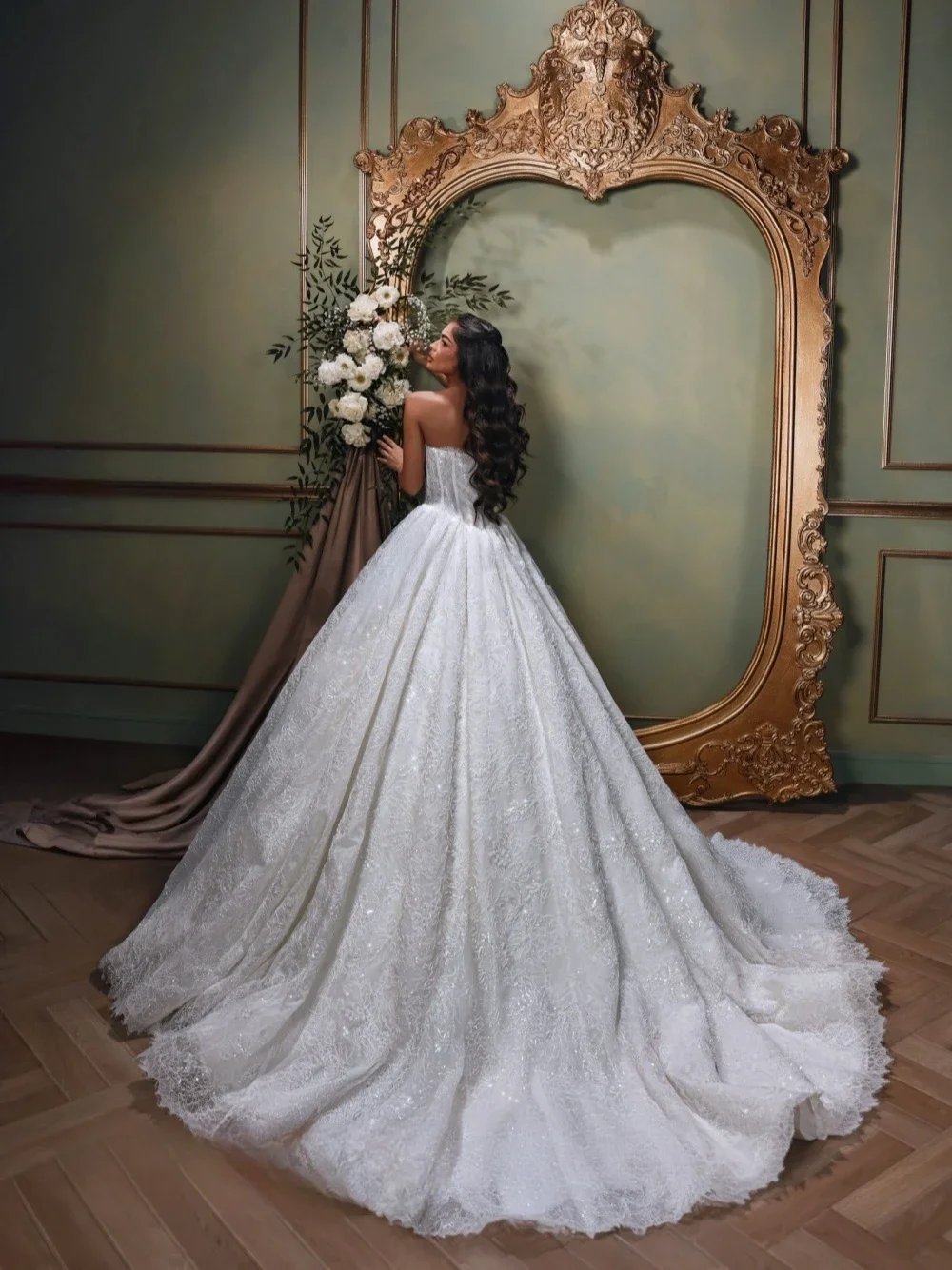 فساتين زفاف مخصصة على شكل قلب من الدانتيل فساتين زفاف مطرزة بأكمام طويلة سترة Vestidos De Novia 2026