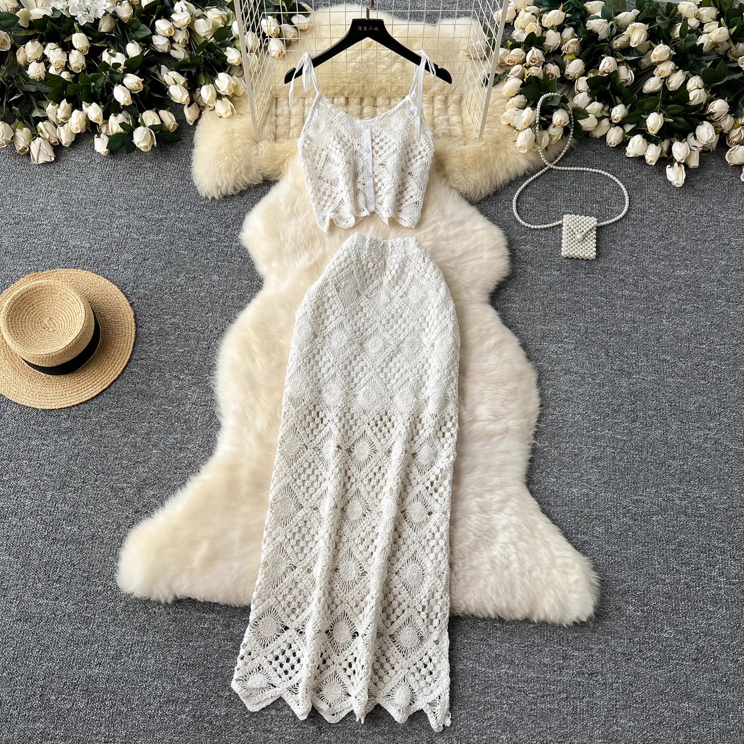 

Knit Camisole Vest Wrap Hip Skirt Two-Piece Set Vintage Hollowed-Out Crochet Knit Camisole High Waist Slim Hip Skirt Suit