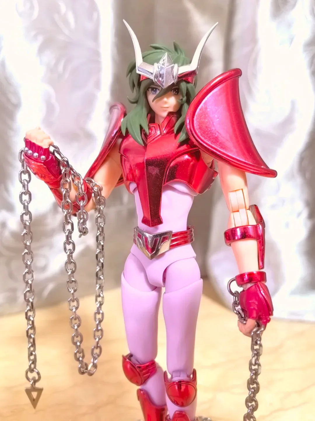 

Saint Seiya V3 Myth Cloth Andromeda Shun Action Figure 17cm Bronze Final Cloth Scorpio Anime Model Toy Gift for Children