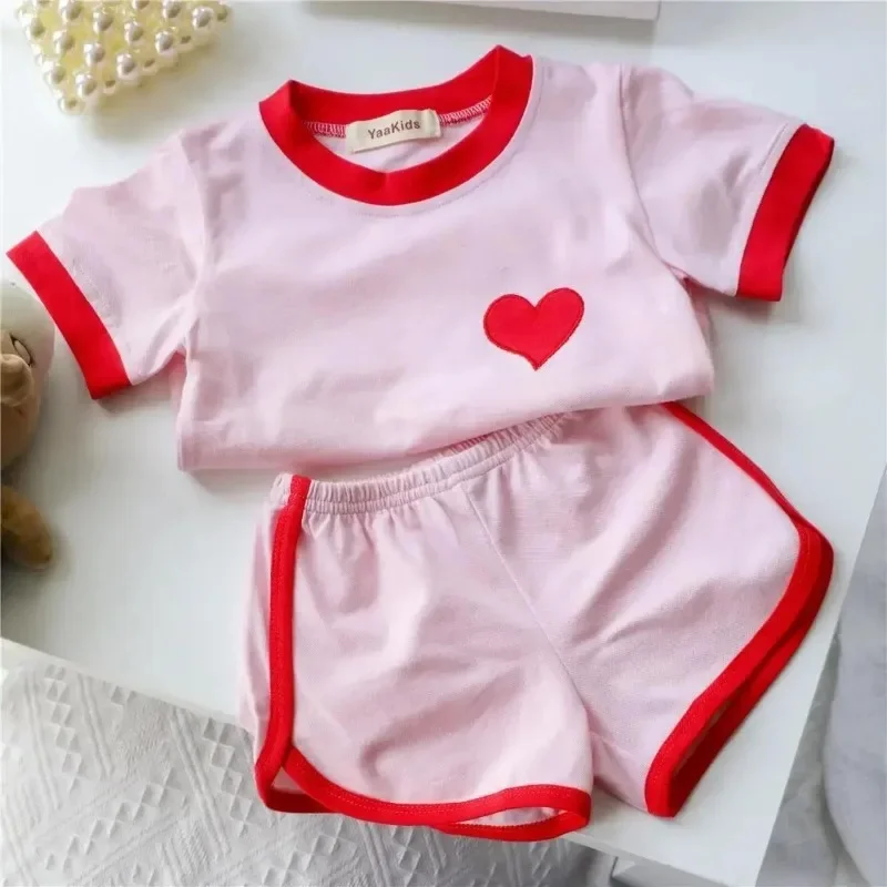 Summer Baby Girls Clothes Set Heart Print T-shirts and Shorts 2pcs Suit Kid Short Sleeve Top Bottom Sweet Ins Outfits Tracksuits