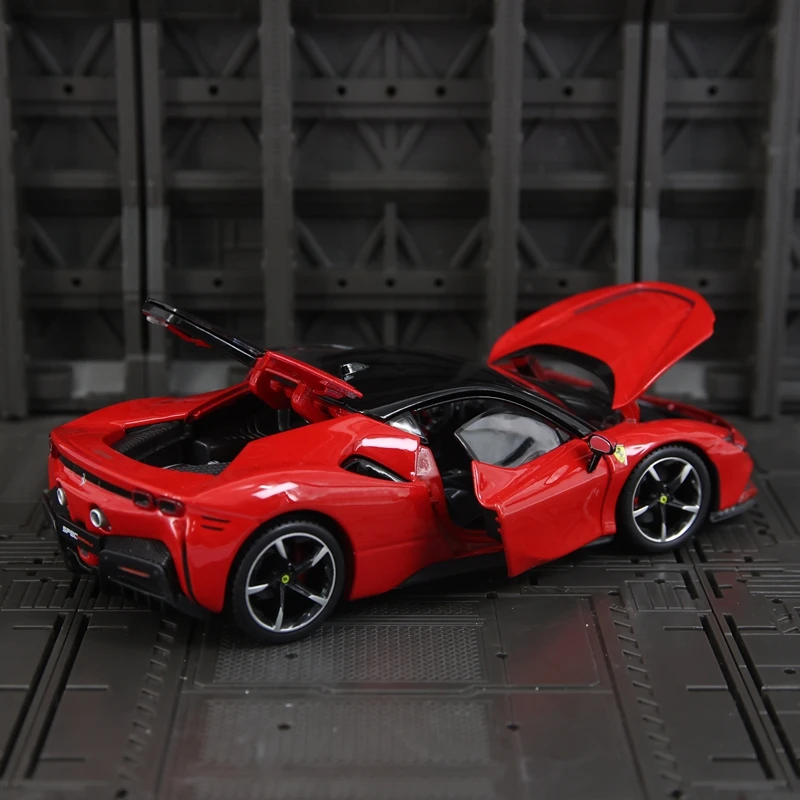

Bburago 1:24 simulation Ferrari SF90 Stradale alloy model doors and engine hood, trunk can be opened fine workmanship
