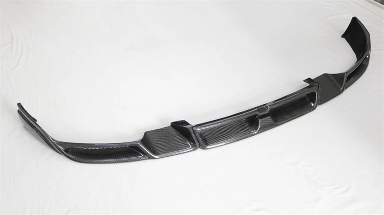 Car Accessories Parts Carbon Fiber Car Rear Diffuser  /front lip/Exhaust Tip for BMWs X6 Series G06