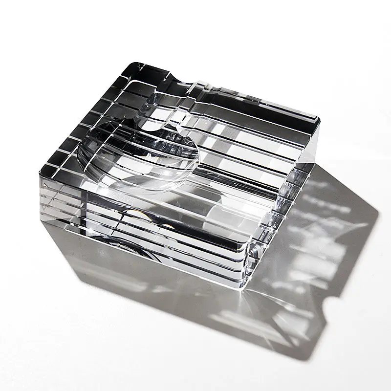

Minimalist high-end cut crystal glass ashtray thick square cigar tank living room office decoration ornament