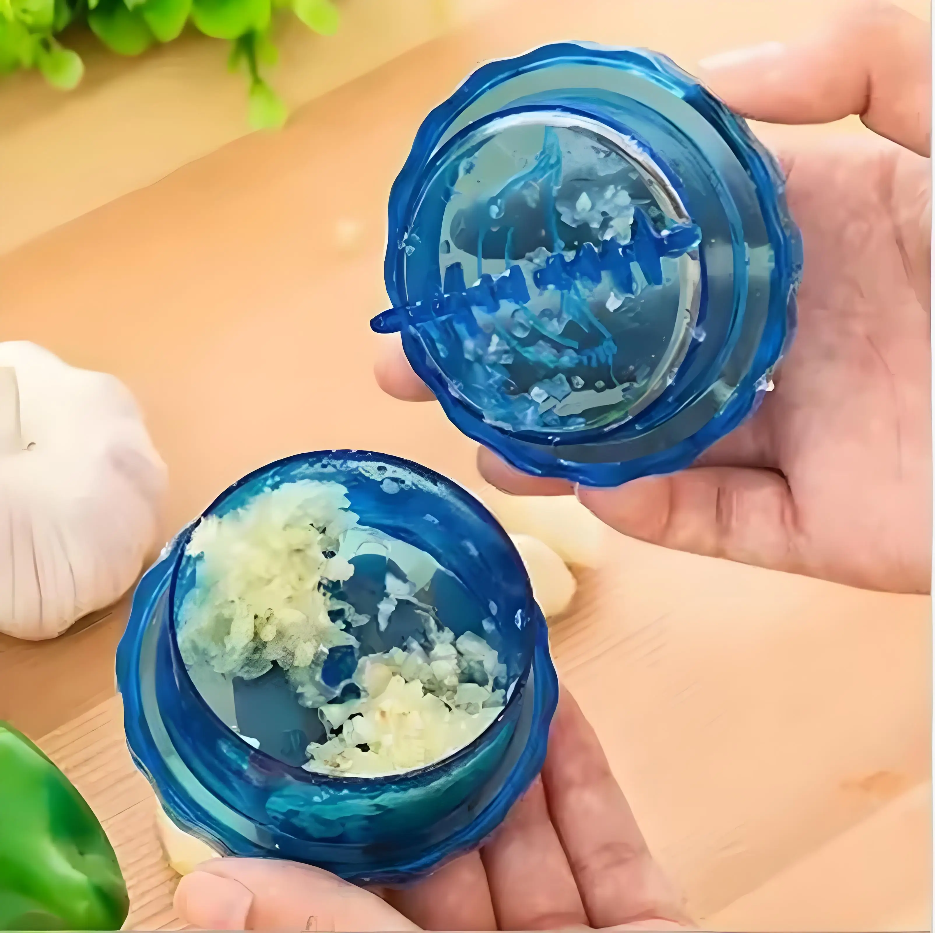 Kitchen Multifunctional Garlic Crusher Manual Garlic Press Roll Crusher Chopper Home Appliance Kitchen Gadgets Accessories