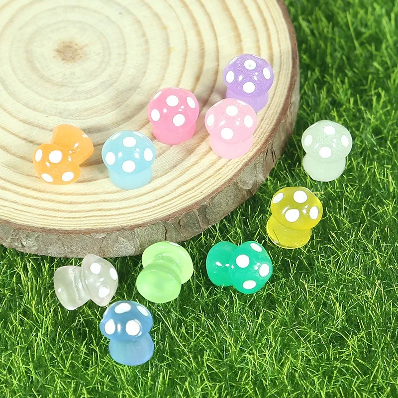 10-50PCS Mini Mushroom Moss Microlandscape Decoration Miniature Luminous Mushrooms Fairy Garden Accessories Home DIY Decor