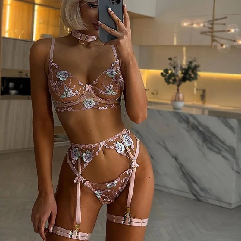 Krasapt Set di reggiseno e slip con giarrettiera ricamata in pizzo romantico di lusso Set di biancheria intima da donna sexy 5 pezzi Set di abiti intimi esotici