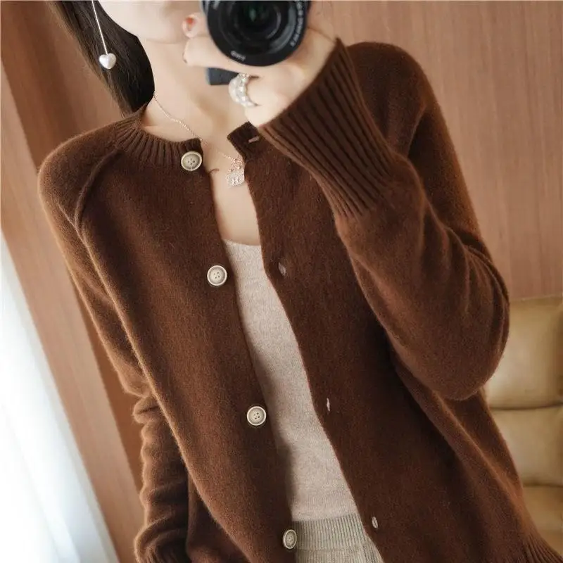 Autumn Winter Women\'s Round Neck Simplicity Knitted Cardigan New Fashion All-match Solid Color Button Sweaters Female Clothing