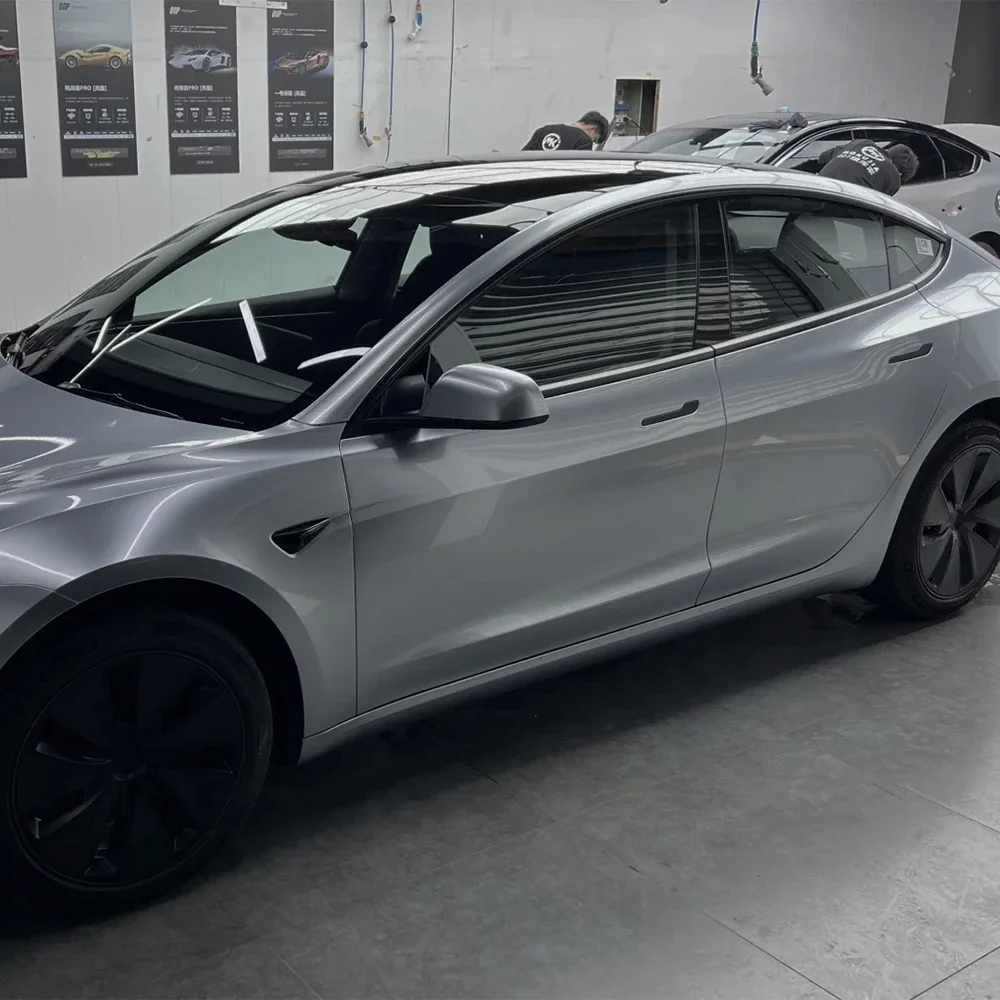 สติกเกอร์รถเปลี่ยนสีฟิล์มไวนิลGlossy Silver Bubbleฟรีฟิล์มPVCรถห่อDecalรถอุปกรณ์ตกแต่งอัตโนมัติ