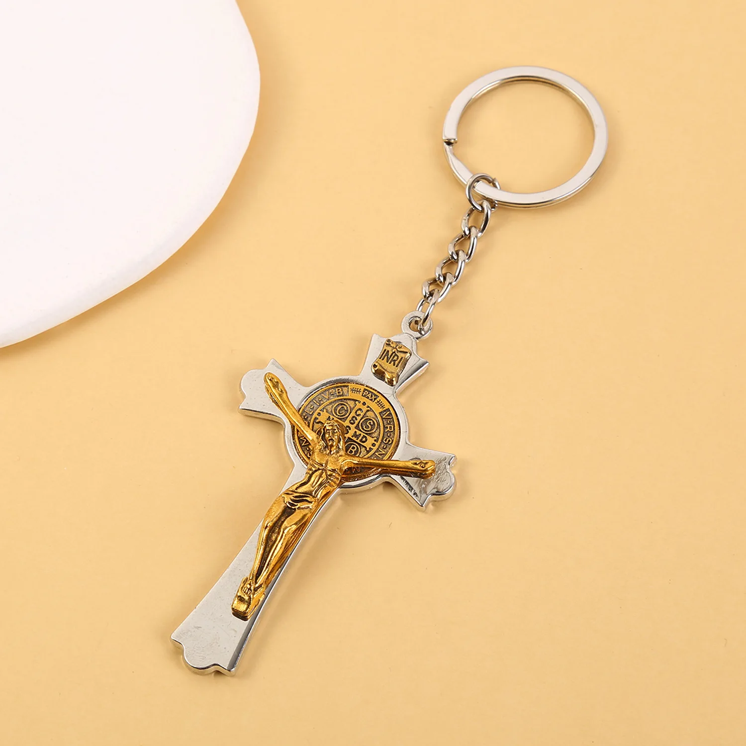 Fashion Crucifix Alloy Keychains Saint Benedict's Communion Baptism Cross Pendant Keyring for Men Women Christians Jewelry Gift