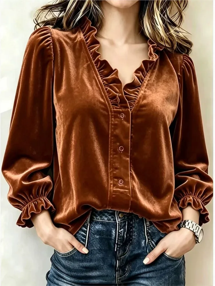 New long sleeved ruffled women's shirt for casual wear