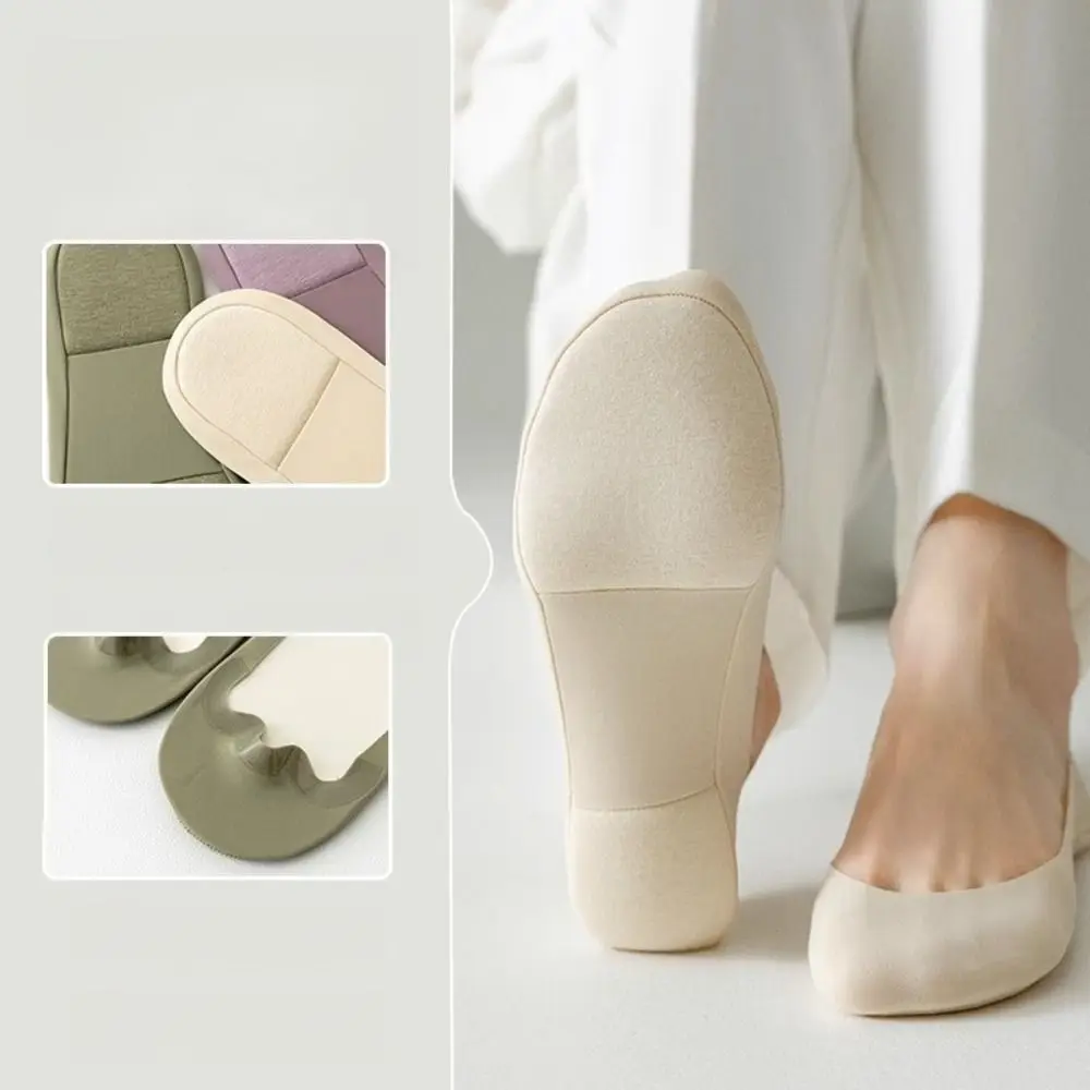 

3Pairs Solid Color Sponge Soles Boat Socks Cotton Ice Silk Invisible Socks Women Hosiery Sweat Absorption Ankle Socks Women
