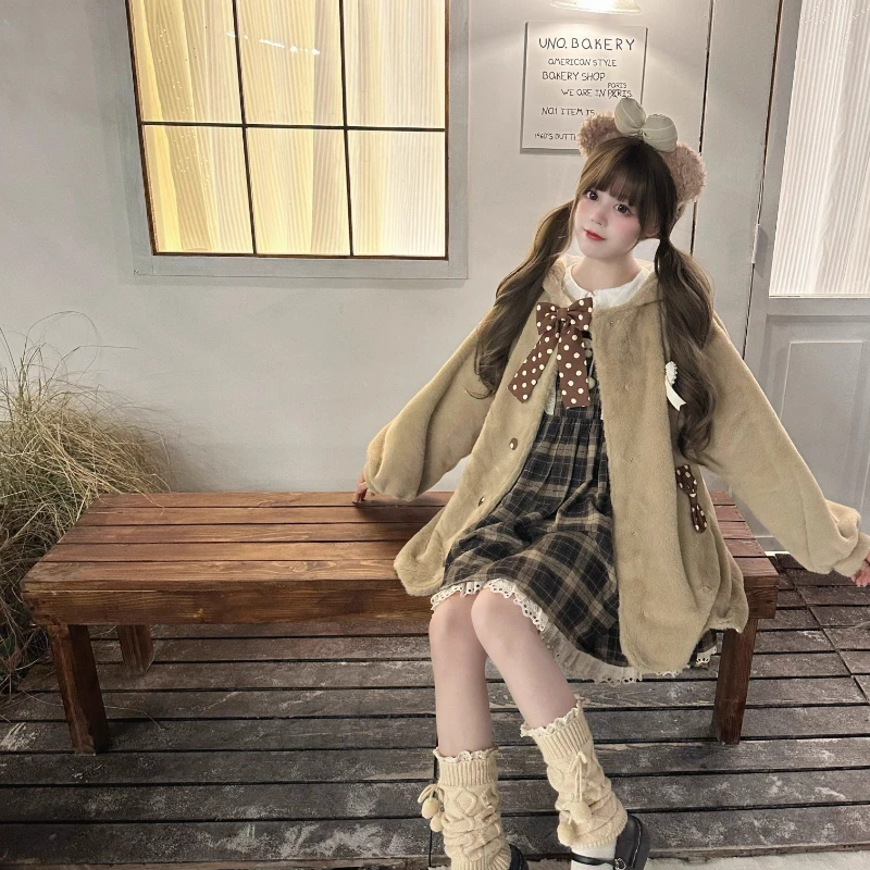 Abrigo de piel sintética para mujer, chaqueta de felpa gruesa suave y cálida Kawaii Lolita para invierno, ropa de abrigo holgada para hija 2025