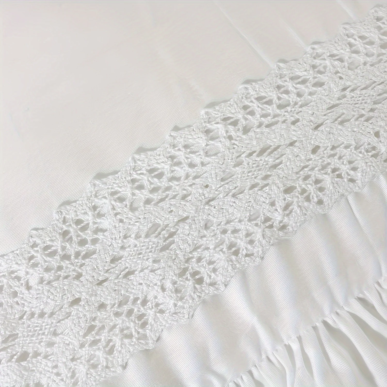 White Ruffle Lace Cushion Covers Home Decoration Throw Pillows Cover Bed Pillowcase Sofa Throw Embroidered Cushion Cover 50X50cm
