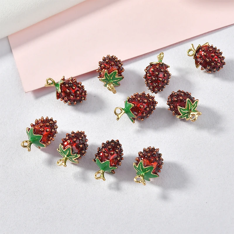 Alloy Drop Oil Three-dimensional Small Strawberry Pendant DIY Bracelet Earrings Decorative Pendant Material Accessories 2pcs