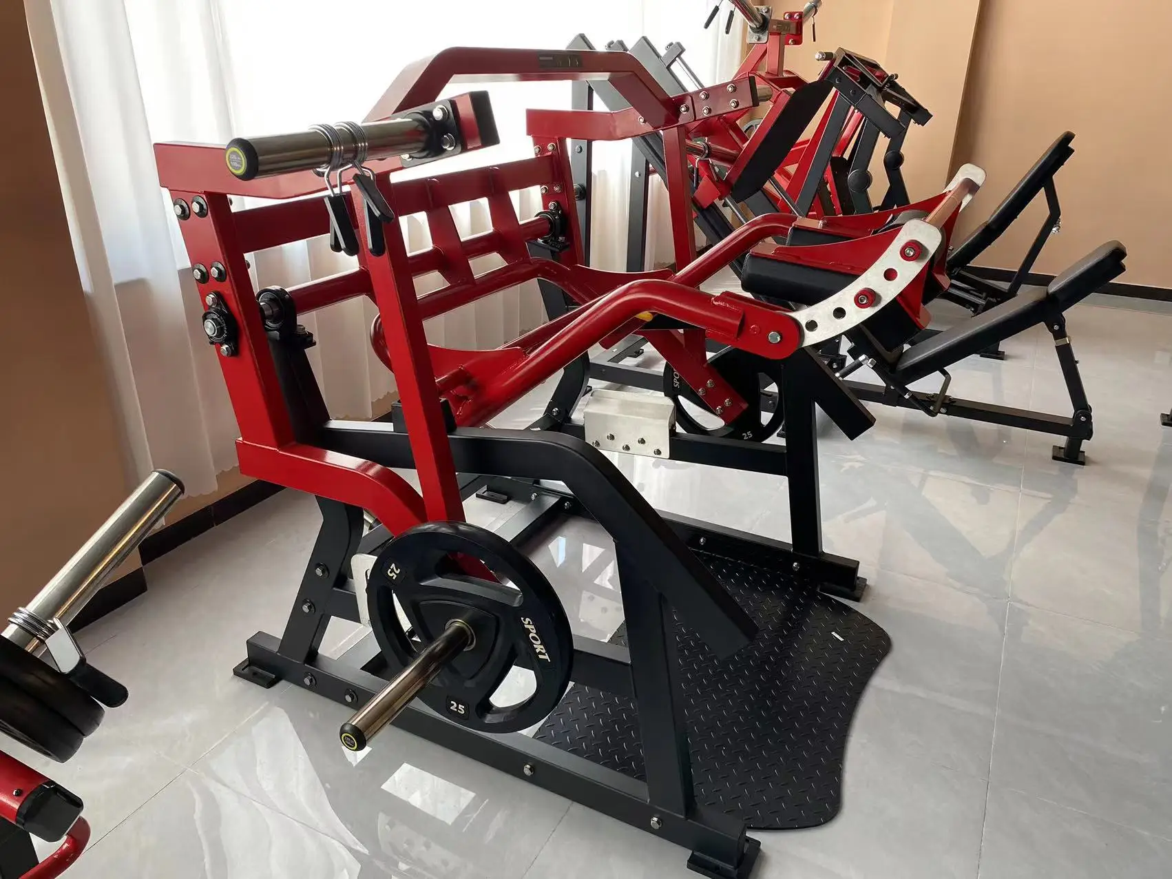 Factory Strength Training Equipment Plate Loaded Steel Gym Fitness Machine Super Squat For Legs 3 Ton Capacity