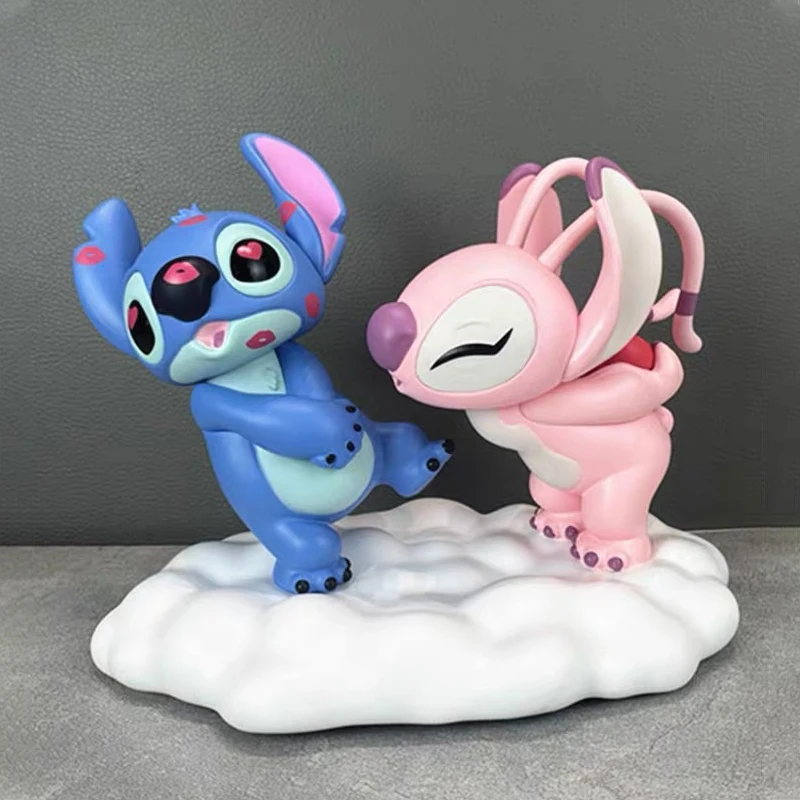 

Cartoon Kissing Stitch Couple Ornaments Set Funny Cute Decoration Crafts Ornaments Children Birthday DIY Gifts Desk Decoration