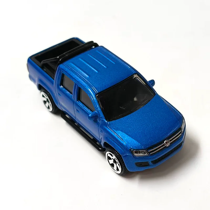 CCA Diecast Amarok Pickup Truck im Maßstab 1:64, Legierungsautomodell, Klassiker, Souvenir für Erwachsene, Geschenk, Hobbys und Spielzeug