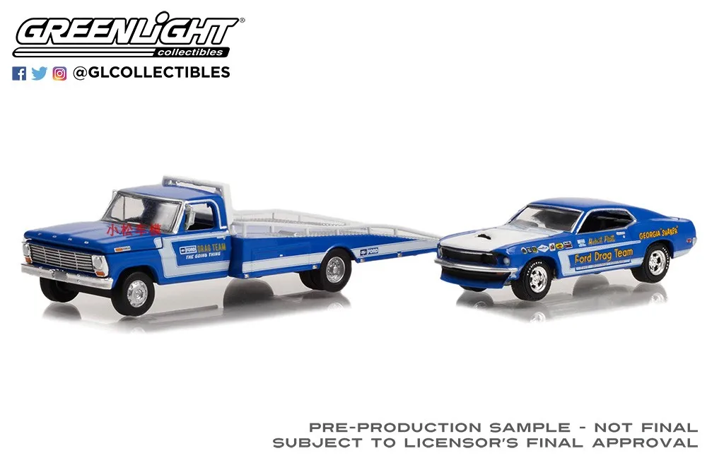 1: 64 H.D. Truck Series 24 1969 Ford F-350 Ramp Truck&1969 Ford Mustang Collection of car models