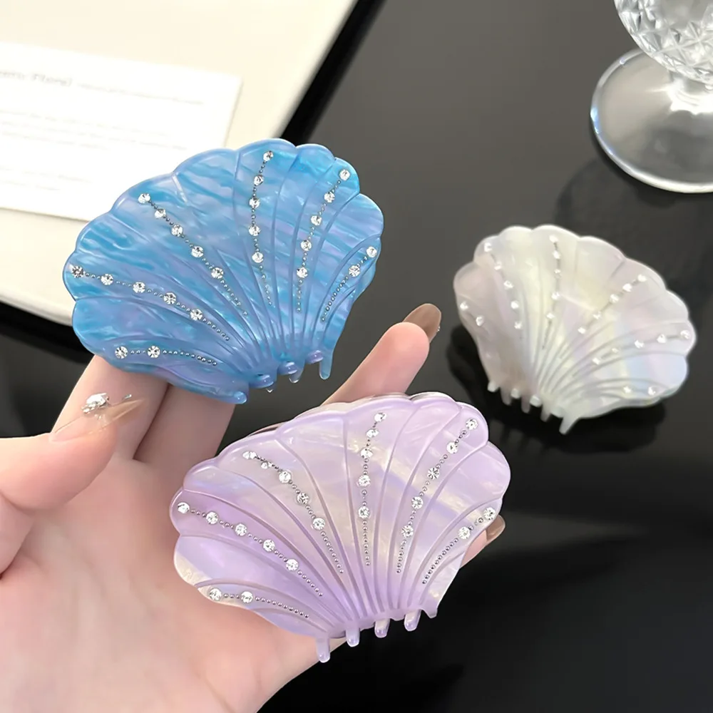 

Корейская заколка для волос из ацетата — коготь из жемчуга и кристаллов для элегантных обновлений