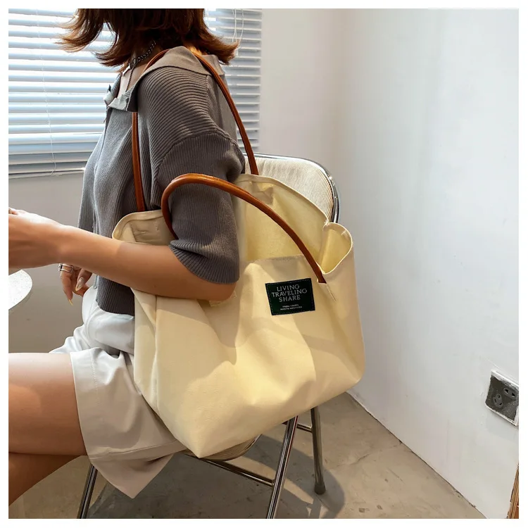 Autumn and Winter Women\'s Popular Handbag New Fashionable Casual Design Crossbody Bag Commuting Canvas Bag Student Fashion Bag