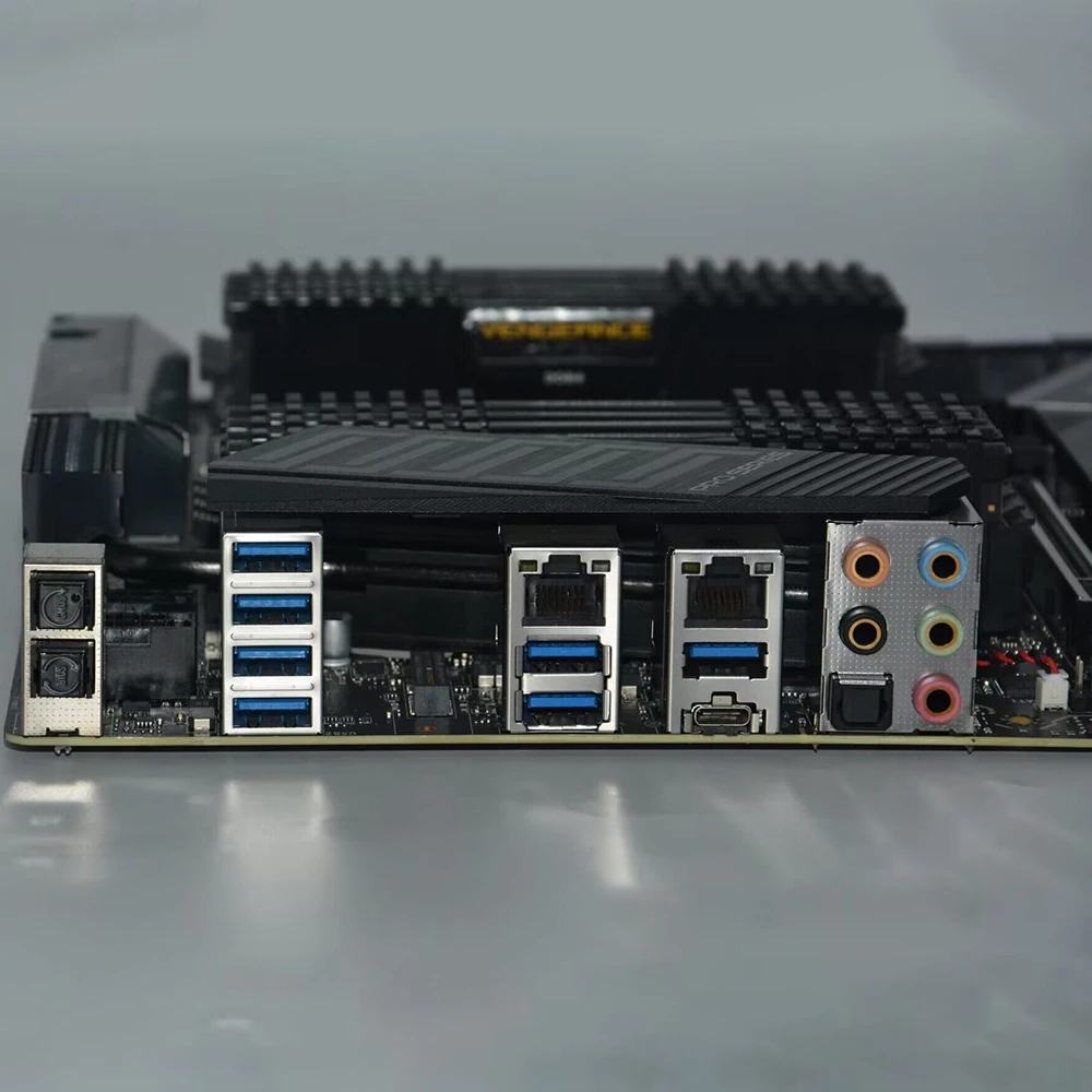 TRX40 ซ็อกเก็ต sTRX4 DDR4 SATA3 รองรับ 3rd Gen AMD Ryzen Threadripper โปรเซสเซอร์สําหรับ MSI ATX บอร์ดเดสก์ท็อป TRX40 PRO 10G