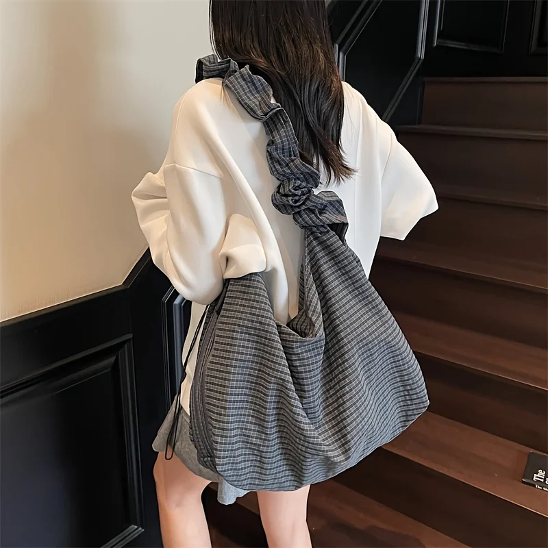 

1pcs Fabric Shoulder Bag Lightweight Plaid Drawstring Casual Sporty Large Capacity Hobo Bag