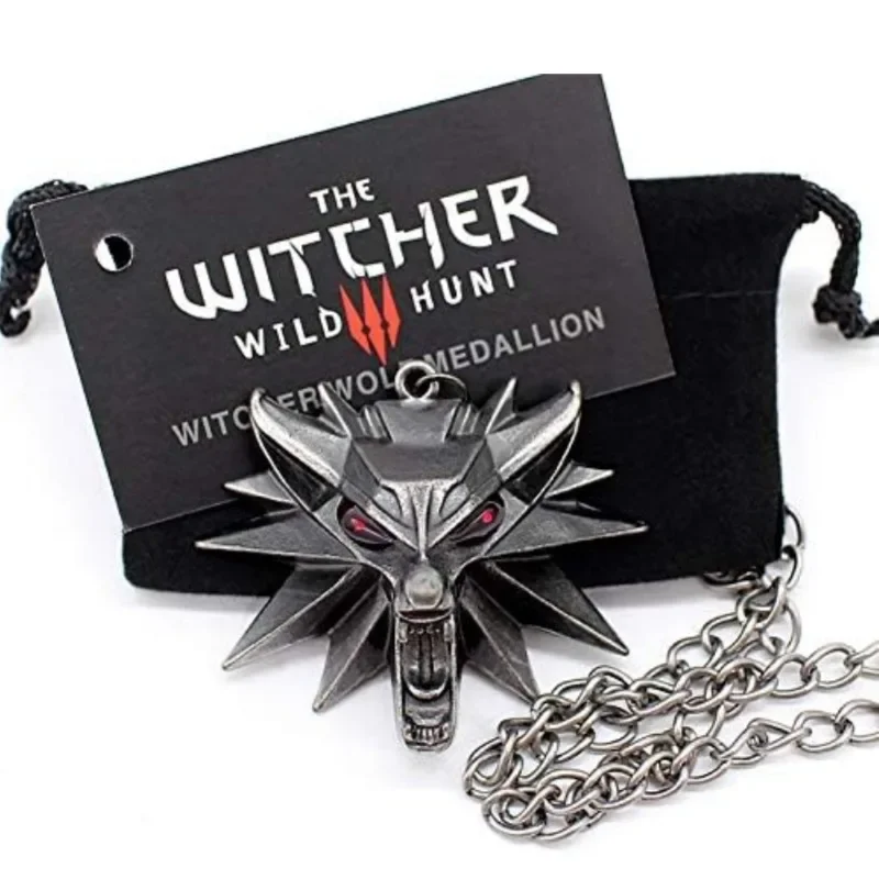 The Witcher 3 Wild Hunt LED Necklace Game Figure Geralt Wolf Head Pendant Necklace with Night Light Cosplay Jewelry Accessories