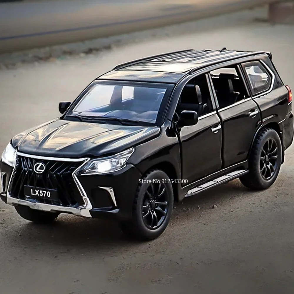 1:32 Lexus LX570 Modello di auto Giocattolo Pressofuso in lega Porte aperte Suono Luce Tirare indietro SUV Veicoli fuoristrada Regali di Natale per i bambini