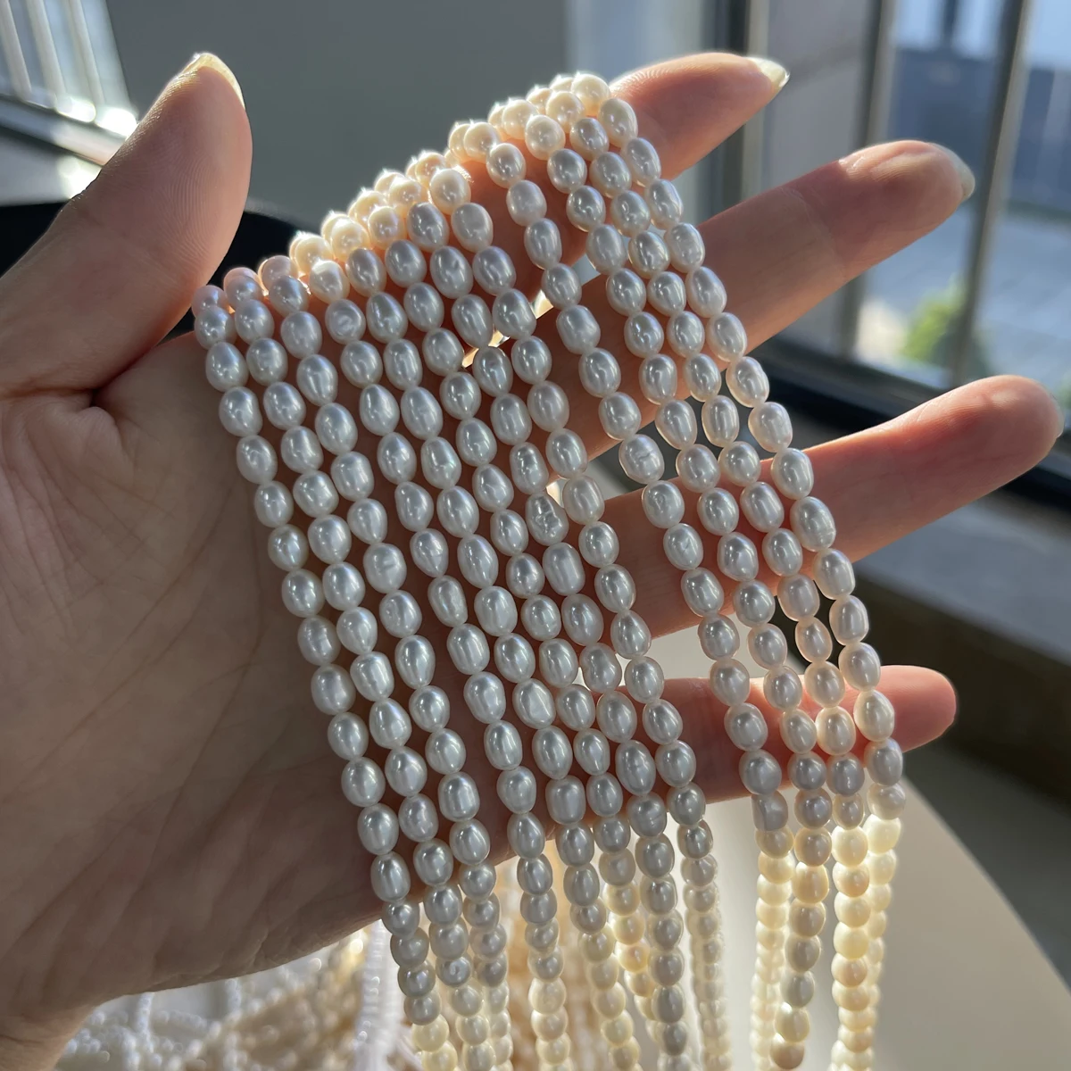 

Natural Freshwater Pearl White Rice Pearl 4-5mm For Jewelry Making DIY Bracelet Earrings Necklace Accessory