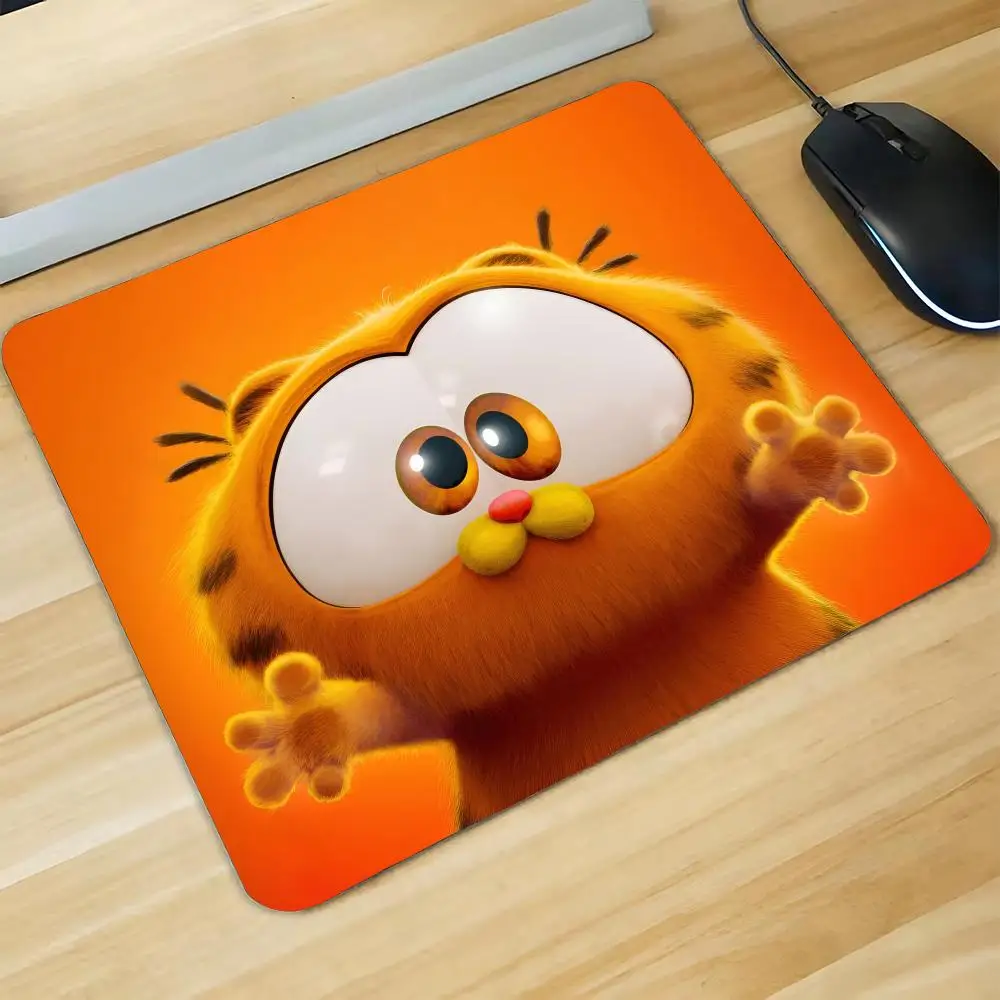 The G-GarfieldS-Movies Mouse Pad Gaming Laptops Keyboard Mat Deskmat Pc Accessories Desk Protector Mousepad Gamer Mats Anime