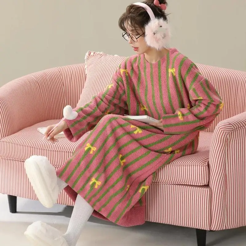 Sweet and Lovely Women's Long Sleeved Nightgown Winter New Fashionable Girls' Sleepwear Gentle Student Dress Comfortable Robe