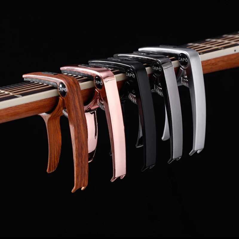 Metall Gitarre Capo Tuner Clamp Professionelle Schlüssel Trigger Einhand Capos Clip Zinklegierung für Akustische Elektrische Gitarre mit Plektrum – Detail 9