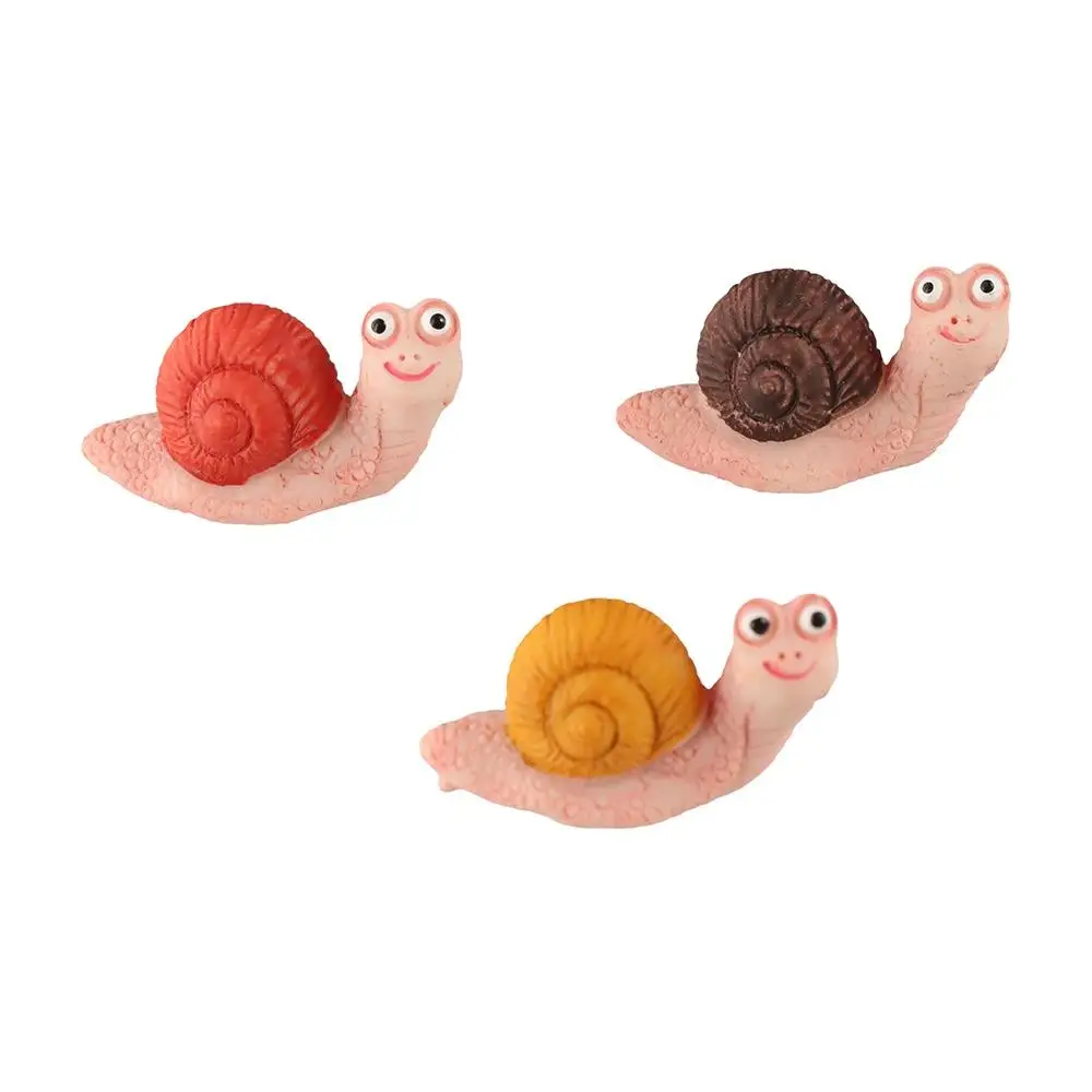 

Crafts Resin Small Snail Figurine Cute Animal Kawaii Snail Model Simulation Creative Mini Ornament Outdoor
