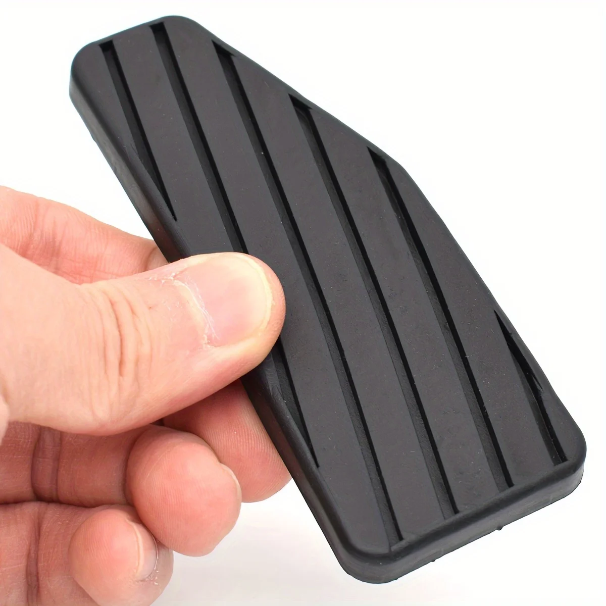 3-teiliges Universelles Auto-Brems- und Gaspedal-Set, Rutschfeste Langlebige Gummiabdeckungen Passend für die Meisten Fahrzeuge – Detail 4