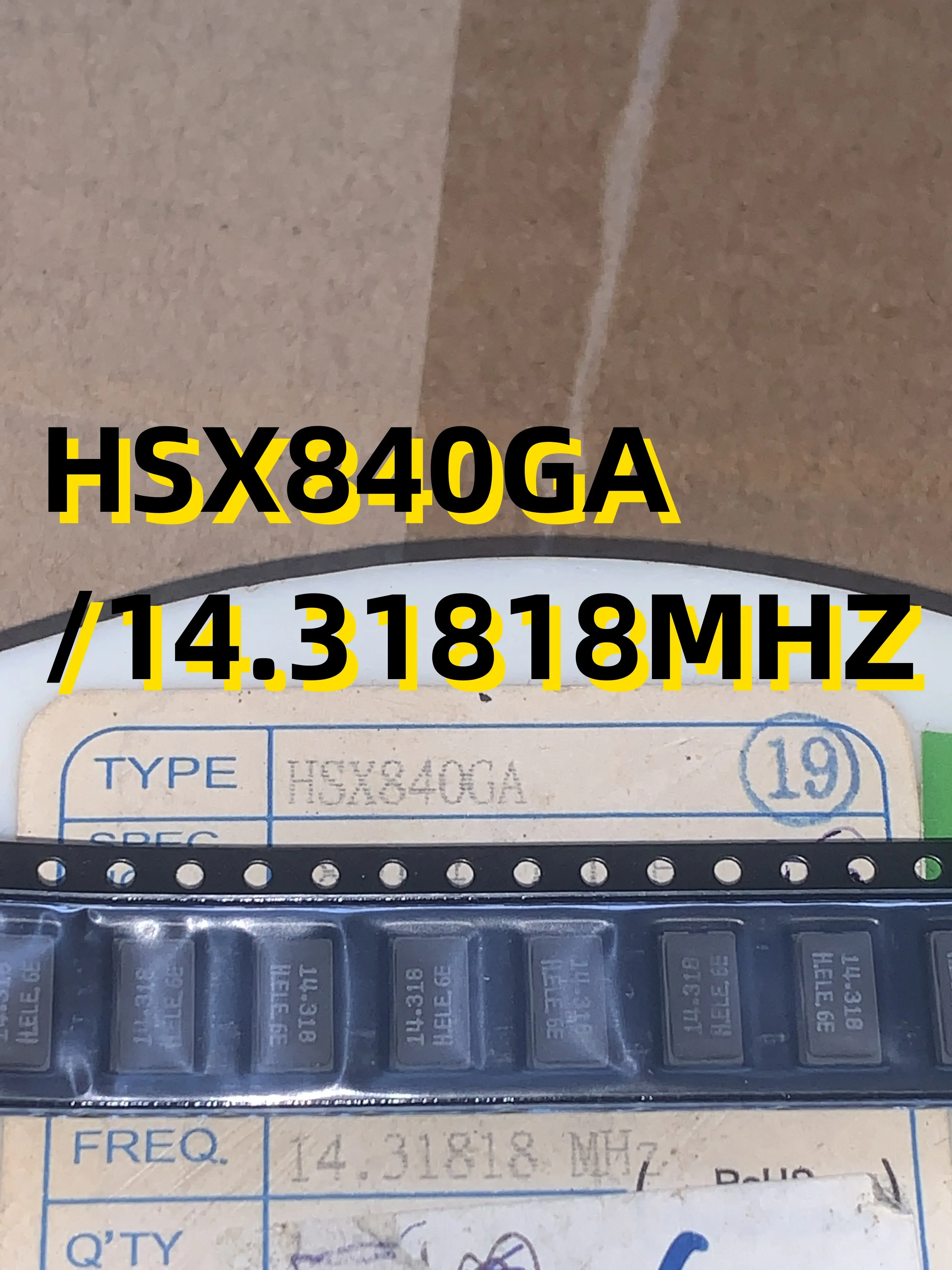 10 Stück HSX840GA /14,31818 MHz